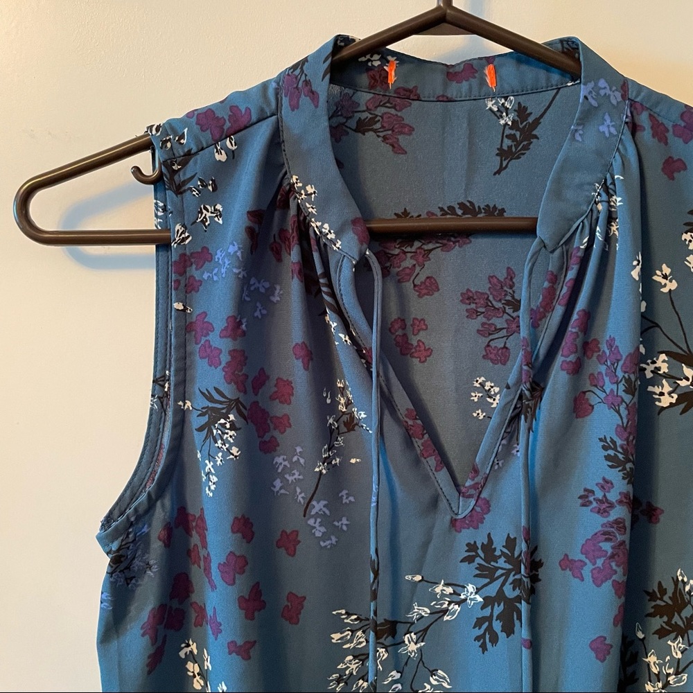🛍3 for $25🛍 NWOT Joe Fresh Sleeveless Floral Blouse